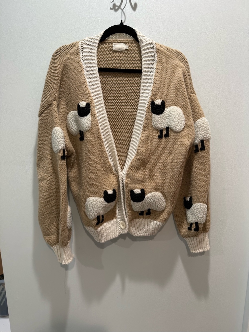 Dreamers by Debut Sheep Cardigan M/L Chunky Knit Tan Animal Sweater Cozy NWOT